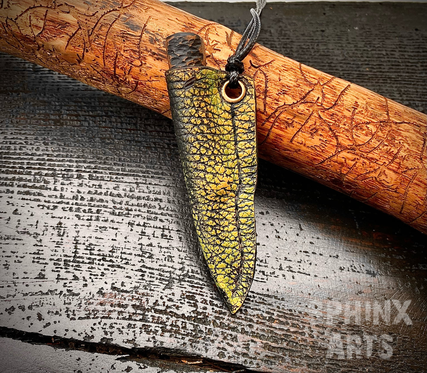 Chameleon Claw