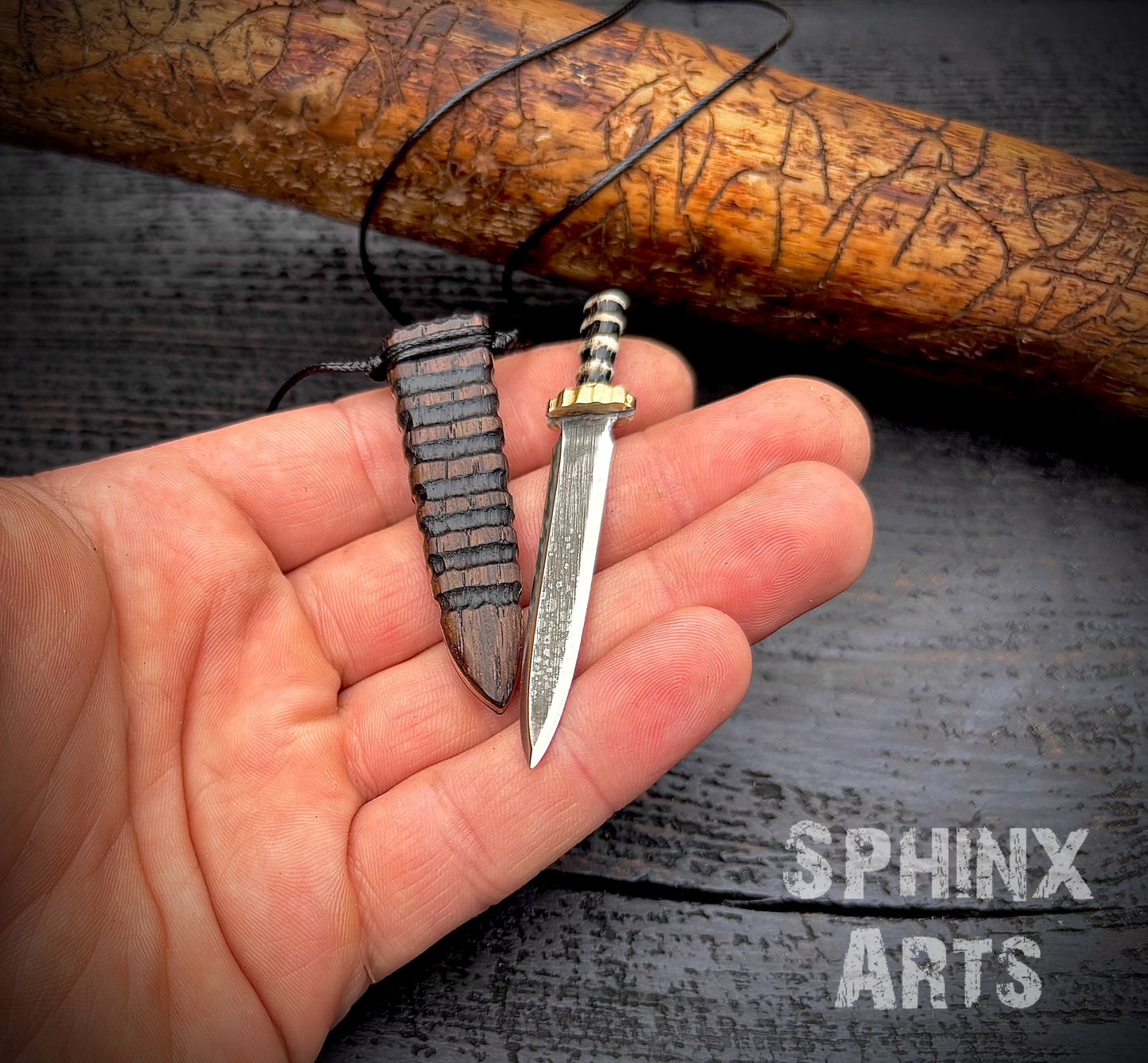 Thorn Shadow Sword