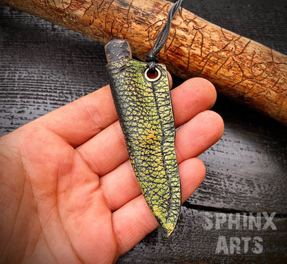 Chameleon Claw