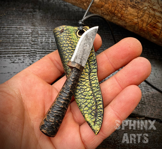 Chameleon Claw